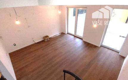 Trojizbový mezonetový byt 70m2, Banka