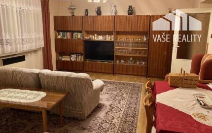 Predáme 3 izbový byt Dubnica n/ Váhom, záhrada, vlastné kúrenie, 70 m2