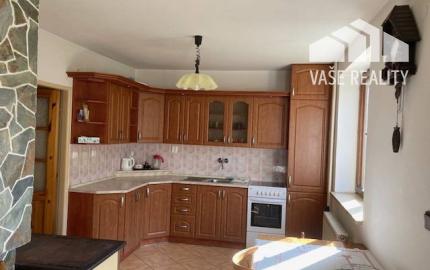 Chalupa CHKO Strážovské vrchy, pozemok 3292 m2, rezervoár pitnej vody