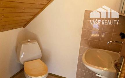 Chalupa CHKO Strážovské vrchy, pozemok 3292 m2, rezervoár pitnej vody