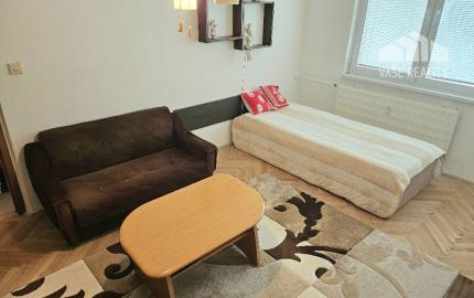 2,5 izbový byt Bánovce nad Bebravou / CENTRUM- STRED / KOMPLETNE ZARIA