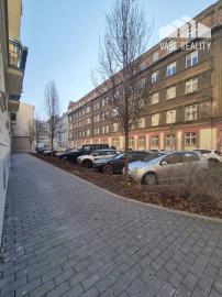 Na prenájom staromestský 3-izbový byt, Tobrucká ul., BA – Staré Mesto