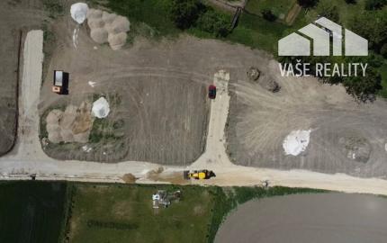 STAVEBNÝ POZEMOK 561 M² BOROVCE *VIDEO*