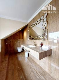 Na predaj krásny 4-izbový RD, pri OC VIVO, kúpou voľný