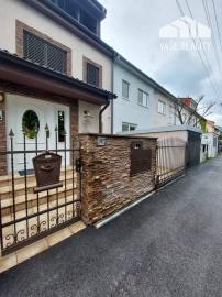 Na predaj krásny 4-izbový RD, pri OC VIVO, kúpou voľný