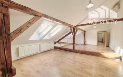 Administratívny priestor, 111 m², Jakubovo nám., klimatizovaný, voľný