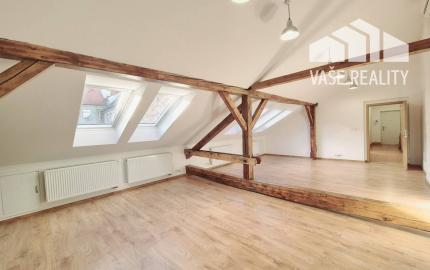 Administratívny priestor, 111 m², Jakubovo nám., klimatizovaný, voľný