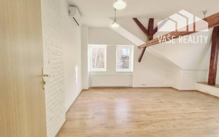 Administratívny priestor, 111 m², Jakubovo nám., klimatizovaný, voľný