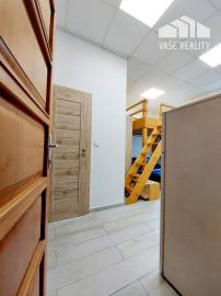 Na prenájom rekonštruovaná garsónka 20 m², Dunajská ulica, Staré Mesto