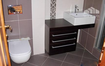 Na prenájom kancelársky priestor s terasou, Ventúrska ul., ihneď voľný