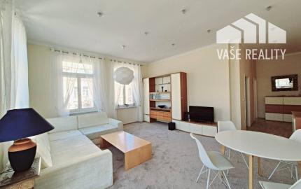 Na prenájom krásny 3-izbový staromestský byt 111 m², Senkiewiczova