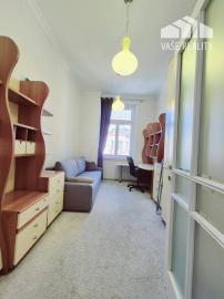 Na prenájom krásny 3-izbový staromestský byt 111 m², Senkiewiczova