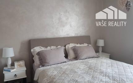 Novostavba - bungalov 100 m2 v obci Košeca, pozemok 800 m2