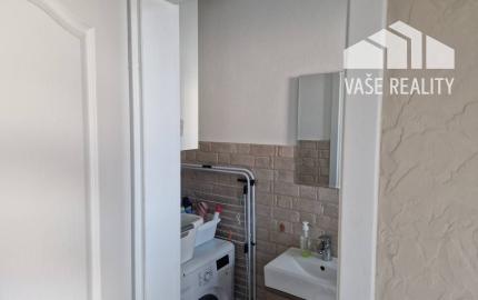 Novostavba - bungalov 100 m2 v obci Košeca, pozemok 800 m2