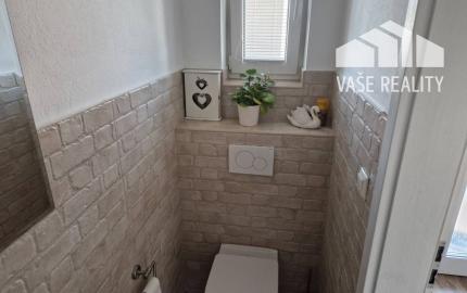 Novostavba - bungalov 100 m2 v obci Košeca, pozemok 800 m2