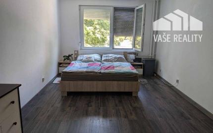 Predaj 3 izbový moderný byt v centre s balkónom