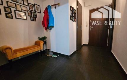 Predaj 3 izbový moderný byt v centre s balkónom