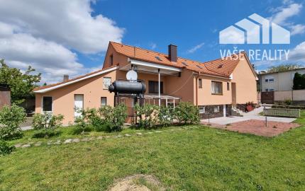 *REZERVOVANÉ*  4-izb rodinný dom s pozemkom 900 m²  - Moravany n/V