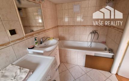 *REZERVOVANÉ*  4-izb rodinný dom s pozemkom 900 m²  - Moravany n/V