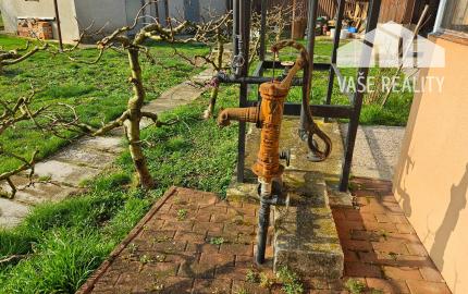 *REZERVOVANÉ*  4-izb rodinný dom s pozemkom 900 m²  - Moravany n/V