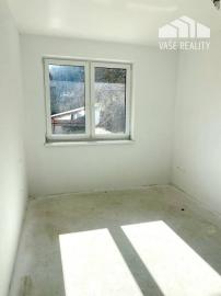 AKCIA !!! 135.000,-€, Trojizbový mezonetový byt Banka pri Piešťanoch