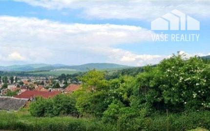 Slnečný pozemok s pekným výhľadom 633m2, Banka pri Piešťanoch