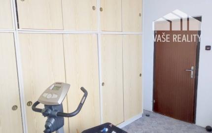 Veľký 4-izbový byt, 90m2, Piešťany