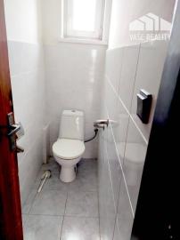 Priestranný rodinný dom s garážou, Vrbové