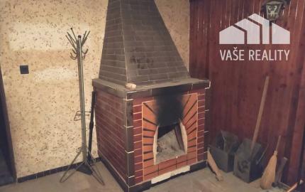 Priestranný rodinný dom s garážou, Vrbové