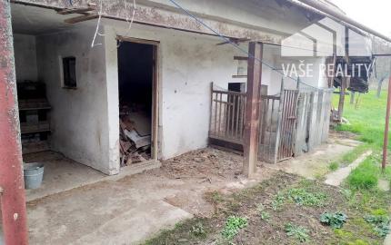 Priestranný rodinný dom s garážou, Vrbové