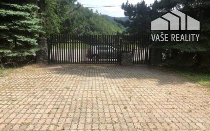 Chalupa v krásnom prostredí, Valaská Belá