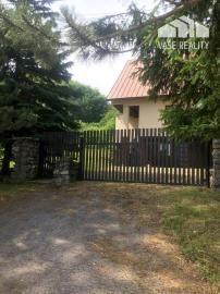 Chalupa v krásnom prostredí, Valaská Belá