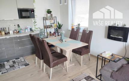 Na prenájom 2 izbový byt s parkovacím miestom, Trencianske Stankovce-S