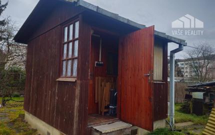 Záhradná chata s pozemkom Nová Dubnica