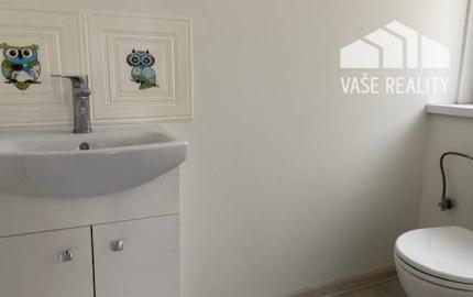 Kancelárske a prevádzkové priestory- Dubnica nad Váhom (52 m2, 104 m2)