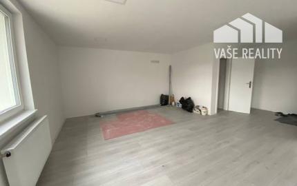 Kancelárske a prevádzkové priestory- Dubnica nad Váhom (52 m2, 104 m2)