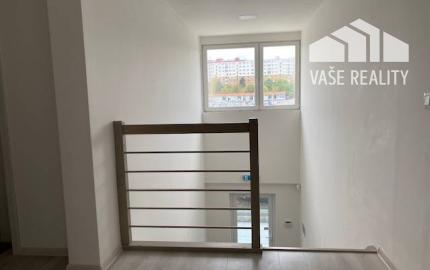 Kancelárske a prevádzkové priestory- Dubnica nad Váhom (52 m2, 104 m2)