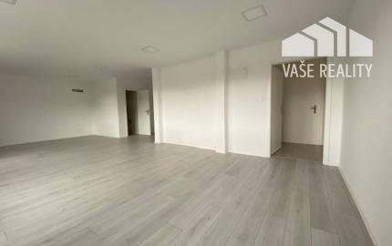 Kancelárske a prevádzkové priestory- Dubnica nad Váhom (52 m2, 104 m2)