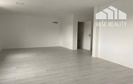 Kancelárske a prevádzkové priestory- Dubnica nad Váhom (52 m2, 104 m2)