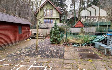 Murovaná chata v rekreačnej oblasti , Moravany nad Váhom - Výtoky