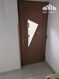 Murovaná chata v rekreačnej oblasti , Moravany nad Váhom - Výtoky