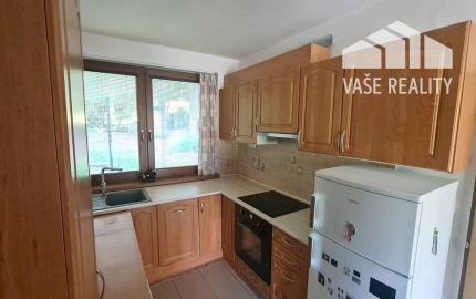 Murovaná chata v rekreačnej oblasti , Moravany nad Váhom - Výtoky