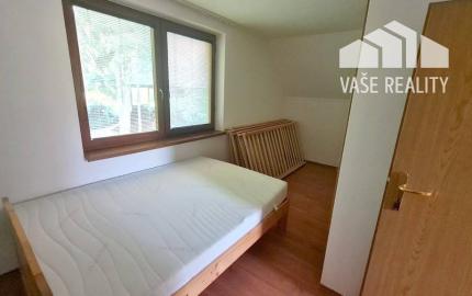 Murovaná chata v rekreačnej oblasti , Moravany nad Váhom - Výtoky