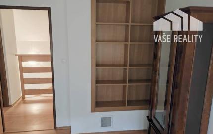 Murovaná chata v rekreačnej oblasti , Moravany nad Váhom - Výtoky