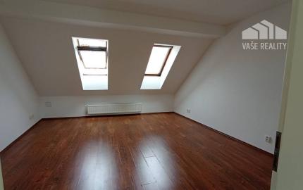 Kancelárske / obchodné priestory na prenájom 87 m2, Nitra- Pešia zóna