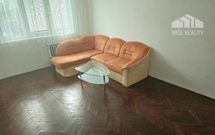 2 izbový byt Bánovce nad Bebravou - 53m2 / CENTRUM / LOGGIA  / PIVNICA