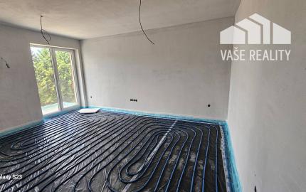 PREDAJ 1 IZB BYT 32 m² s balkónom 4,9 m², novostavba *holobyt* BANKA