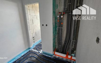 PREDAJ 1 IZB BYT 32 m² s balkónom 4,9 m², novostavba *holobyt* BANKA