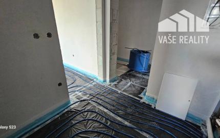 PREDAJ 1 IZB BYT 32 m² s balkónom 4,9 m², novostavba *holobyt* BANKA