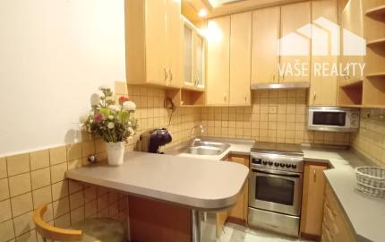 Prenájom krásny 2-izbový byt + loggia v peknom, tichom prostredí, Nové